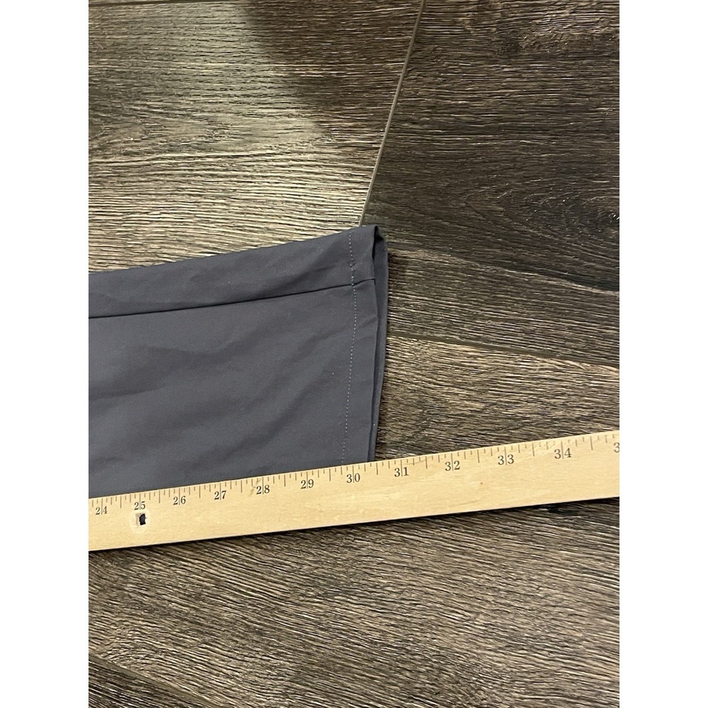 Vuori Pants Mens 28 Gray (28x31) Cascade Tech Khaki Performance Golf Active V427 - Picture 9 of 11